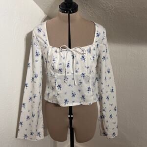 Floral Blue/White Cottagecore Romantic Smocked Crop Top NWT Large Cotton Blend